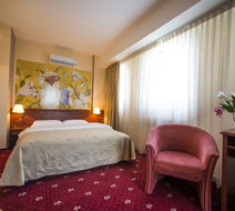 Siqua Hotel Room