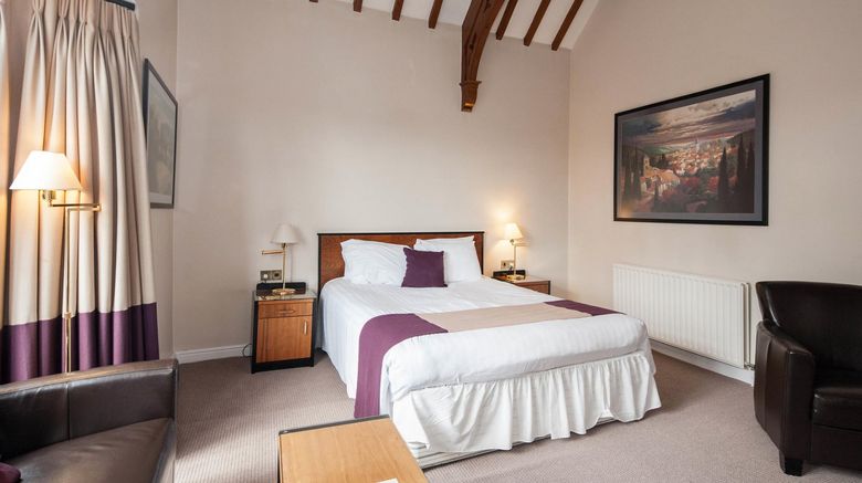 <b>Staindrop Lodge Room</b>. Images powered by <a href="https://www.leonardoworldwide.com/" title="Leonardo Worldwide" target="_blank">Leonardo</a>.