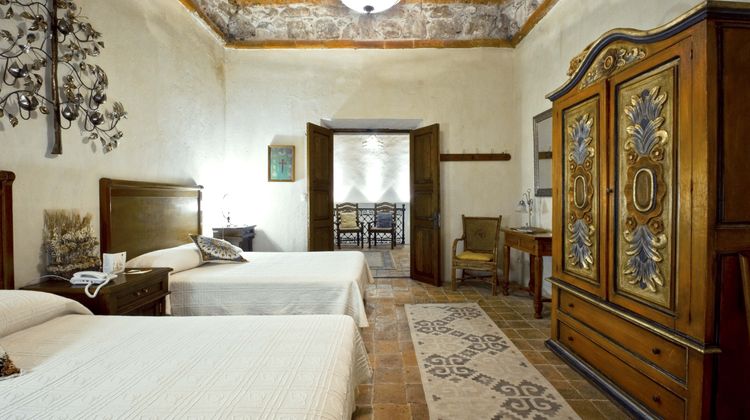 Hacienda Sepulveda Hotel & Spa Suite