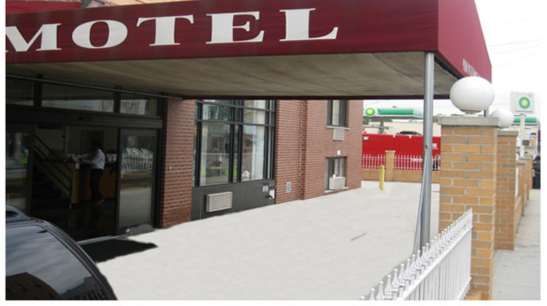 <b>Red Carpet Inn New York Area Exterior</b>. Images powered by <a href="https://www.leonardoworldwide.com/" title="Leonardo Worldwide" target="_blank">Leonardo</a>.