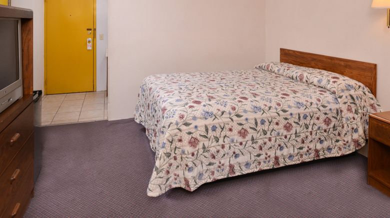 <b>Red Carpet Inn Room</b>. Images powered by <a href="https://www.leonardoworldwide.com/" title="Leonardo Worldwide" target="_blank">Leonardo</a>.