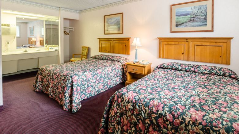 <b>Highland Hills Cabins-A Master Hosts Room</b>. Images powered by <a href="https://www.leonardoworldwide.com/" title="Leonardo Worldwide" target="_blank">Leonardo</a>.