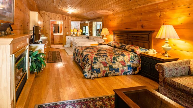 <b>Highland Hills Cabins-A Master Hosts Room</b>. Images powered by <a href="https://www.leonardoworldwide.com/" title="Leonardo Worldwide" target="_blank">Leonardo</a>.