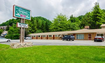 Highland Hills Cabins-A Master Hosts