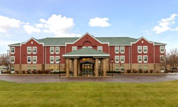 Redwood Lodge