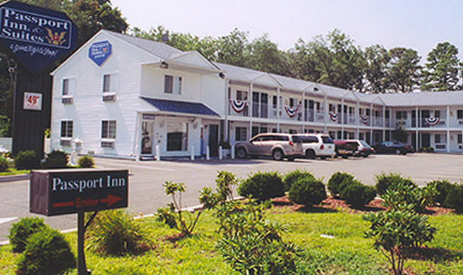 Passport Inn and Suites Exterior