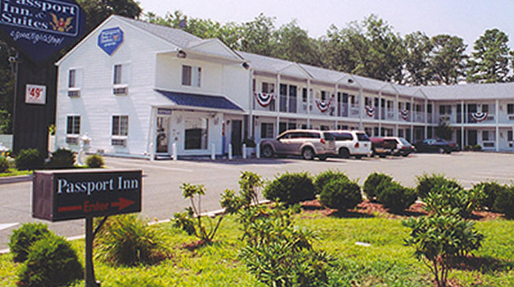 Passport Inn and Suites Exterior
