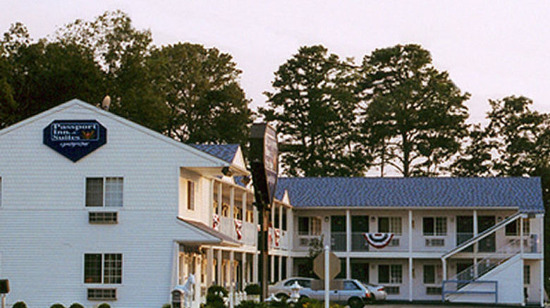 <b>Passport Inn and Suites Exterior</b>. Images powered by <a href="https://www.leonardoworldwide.com/" title="Leonardo Worldwide" target="_blank">Leonardo</a>.