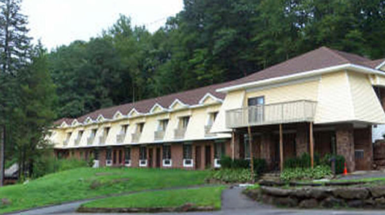<b>Passport Inn & Suites Exterior</b>. Images powered by <a href="https://www.leonardoworldwide.com/" title="Leonardo Worldwide" target="_blank">Leonardo</a>.