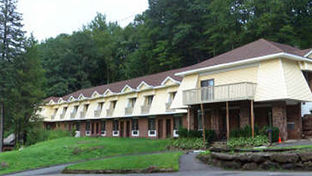 Passport Inn & Suites