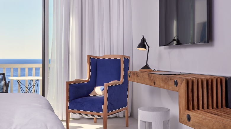 <b>Royal Myconian Resort & Villas Room</b>. Images powered by <a href="https://www.leonardoworldwide.com/" title="Leonardo Worldwide" target="_blank">Leonardo</a>.