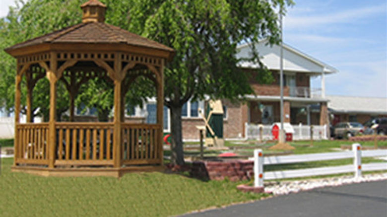 <b>Red Carpet Inn & Suites Exterior</b>. Images powered by <a href="https://www.leonardoworldwide.com/" title="Leonardo Worldwide" target="_blank">Leonardo</a>.