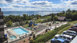 Edgewater Hotel & Waterpark Exterior