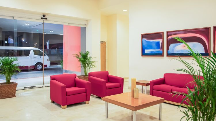 Fiesta Inn Tijuana Otay Aeropuerto Lobby