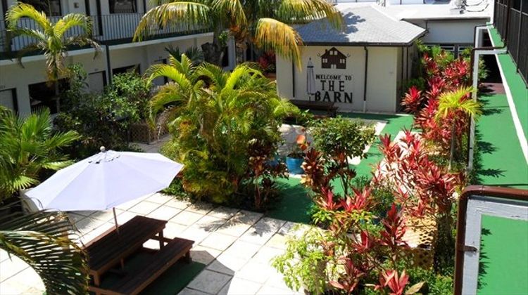Red Carpet Inn Exterior