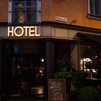 MJ's Hotel