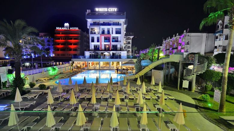 <b>White City Beach Hotel Exterior</b>. Images powered by <a href="https://www.leonardoworldwide.com/" title="Leonardo Worldwide" target="_blank">Leonardo</a>.