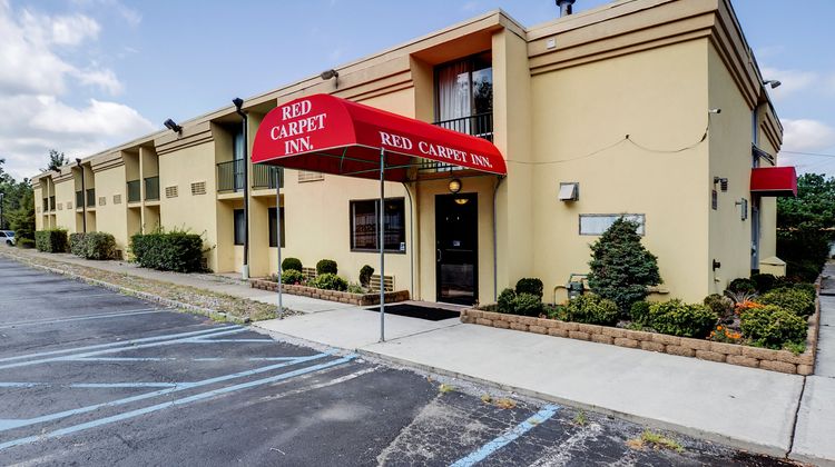 Red Carpet Inn Whippany Exterior