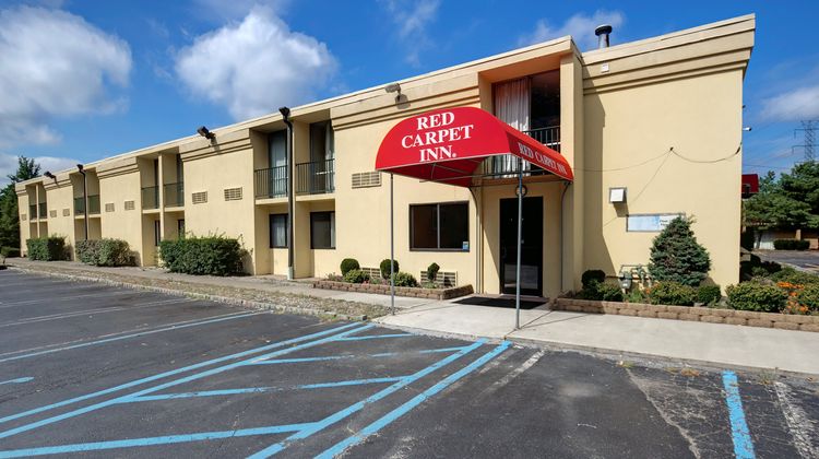 Red Carpet Inn Whippany Exterior