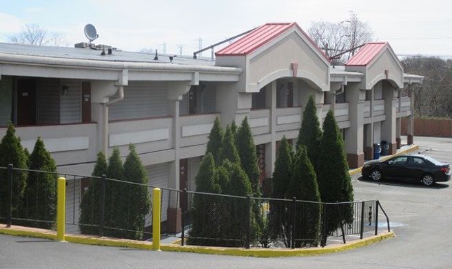 Red Carpet Inn Brunswick Exterior