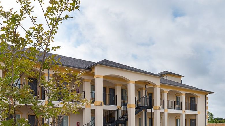 <b>Scottish Inns & Suites Exterior</b>. Images powered by <a href="https://www.leonardoworldwide.com/" title="Leonardo Worldwide" target="_blank">Leonardo</a>.