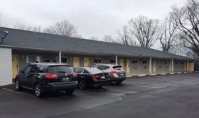 Scottish Inn & Suites Bensalem Exterior