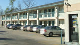 Scottish Inn Exterior