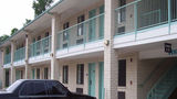 Scottish Inn Exterior