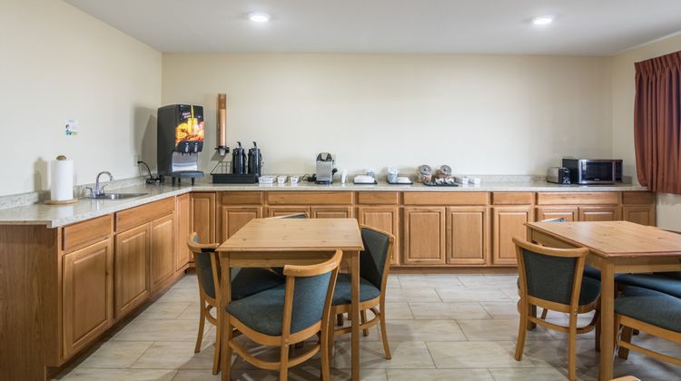 Scottish Inn & Suites Eau Claire Restaurant