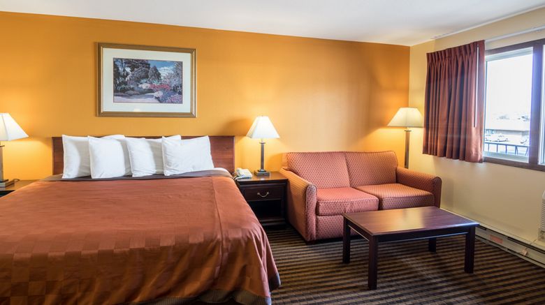 <b>Scottish Inn & Suites Eau Claire Suite</b>. Images powered by <a href="https://www.leonardoworldwide.com/" title="Leonardo Worldwide" target="_blank">Leonardo</a>.