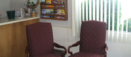 Scottish Inn Lobby