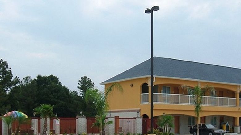 <b>Scottish Inns & Suites Timber Exterior</b>. Images powered by <a href="https://www.leonardoworldwide.com/" title="Leonardo Worldwide" target="_blank">Leonardo</a>.