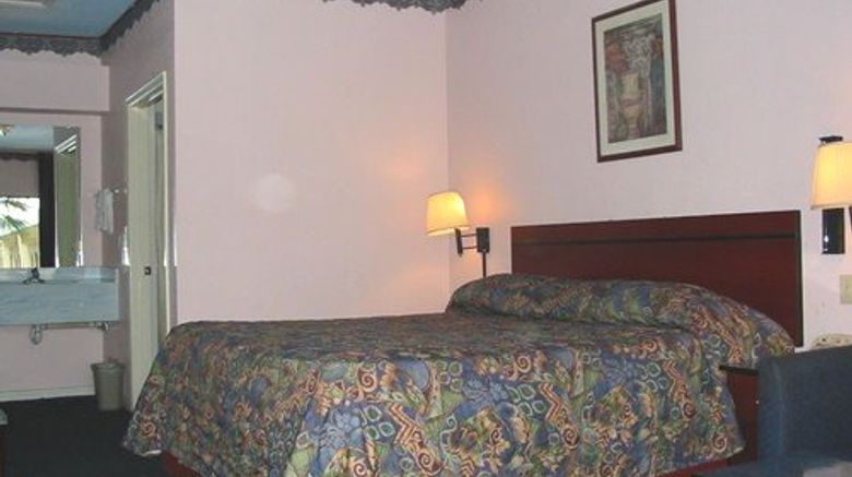 <b>Scottish Inn Houston Room</b>. Images powered by <a href="https://www.leonardoworldwide.com/" title="Leonardo Worldwide" target="_blank">Leonardo</a>.