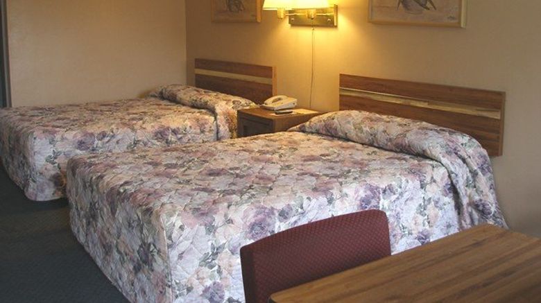 <b>Scottish Inn Room</b>. Images powered by <a href="https://www.leonardoworldwide.com/" title="Leonardo Worldwide" target="_blank">Leonardo</a>.