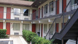 Scottish Inn Exterior