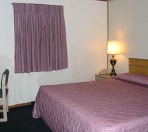 Scottish Inns Hatfield Room
