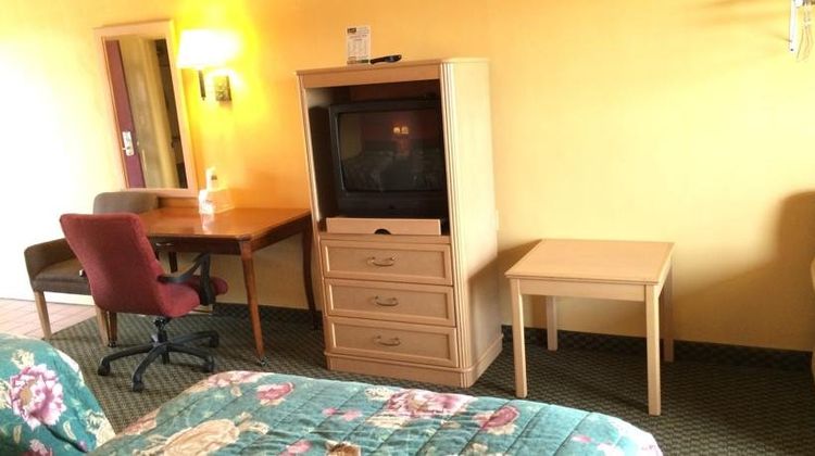 Scottish Inn Nashville Room