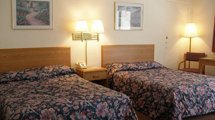 Castillo Inn Room