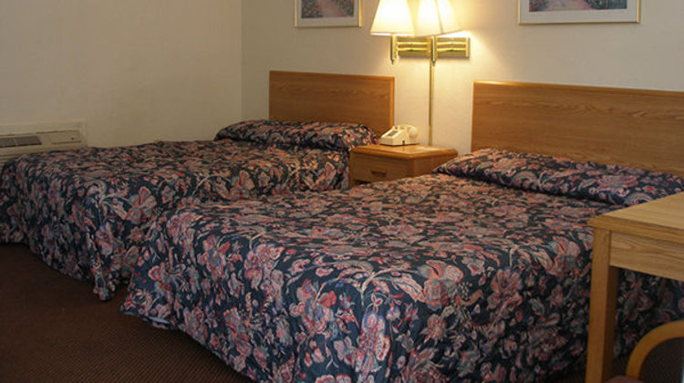 Castillo Inn Room