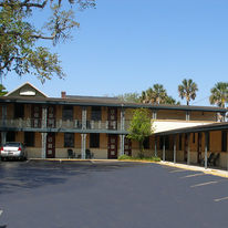 Castillo Inn