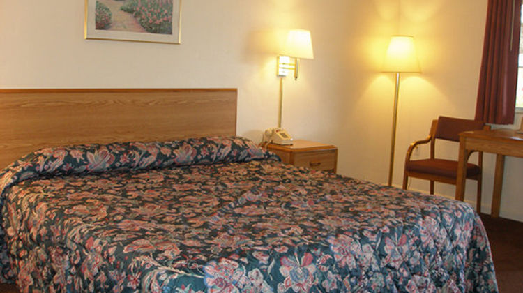 Castillo Inn Room