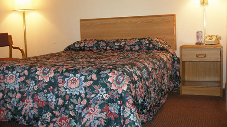 Castillo Inn Room