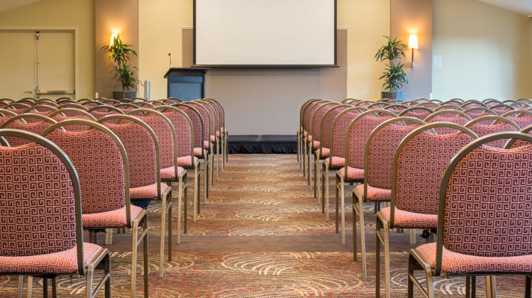 Copthorne Hotel & Resort Lakefront Meeting