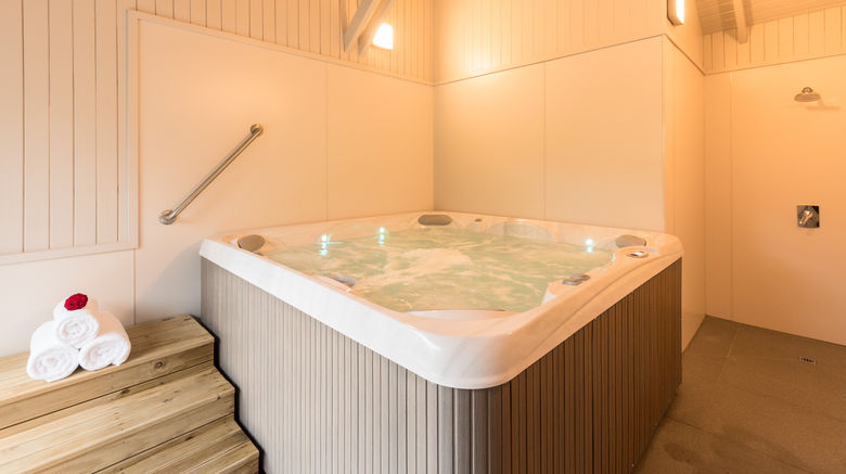 <b>Copthorne Hotel & Resort Lakefront Spa</b>. Images powered by <a href="https://www.leonardoworldwide.com/" title="Leonardo Worldwide" target="_blank">Leonardo</a>.