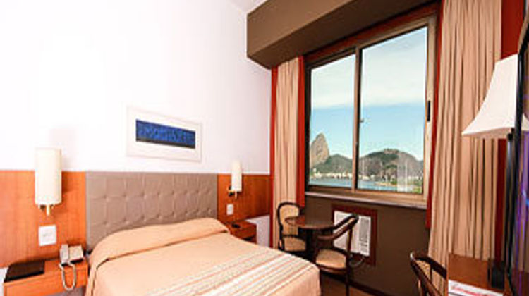 Novo Mundo Hotel Room