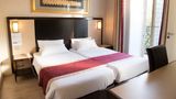 Hotel Andre Latin Room