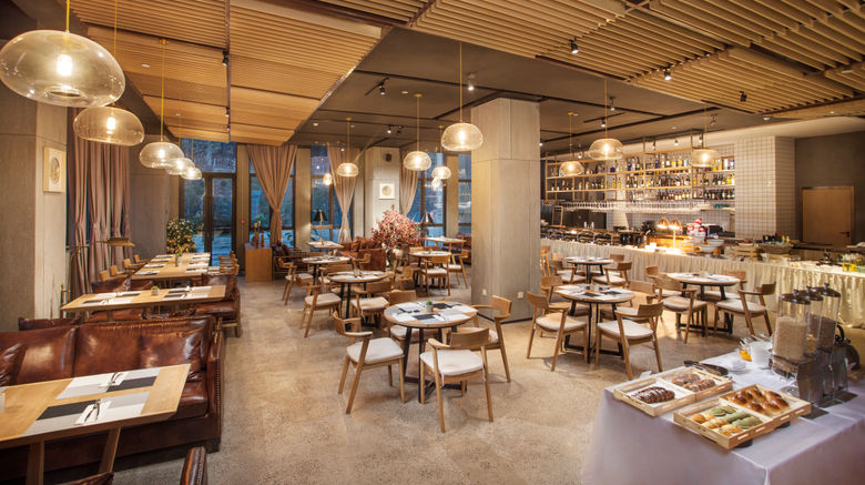 <b>Somerset Yangtze River Restaurant</b>. Images powered by <a href="https://www.leonardoworldwide.com/" title="Leonardo Worldwide" target="_blank">Leonardo</a>.