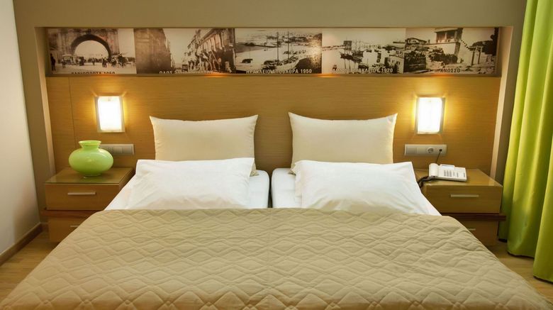 <b>Astoria Capsis Room</b>. Images powered by <a href="https://www.leonardoworldwide.com/" title="Leonardo Worldwide" target="_blank">Leonardo</a>.