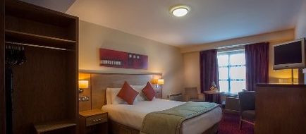 Westgrove Hotel Room