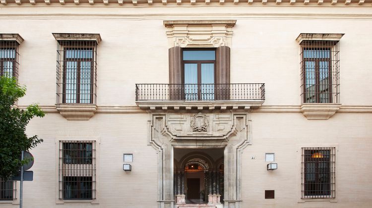 Palacio de Villapanes Exterior